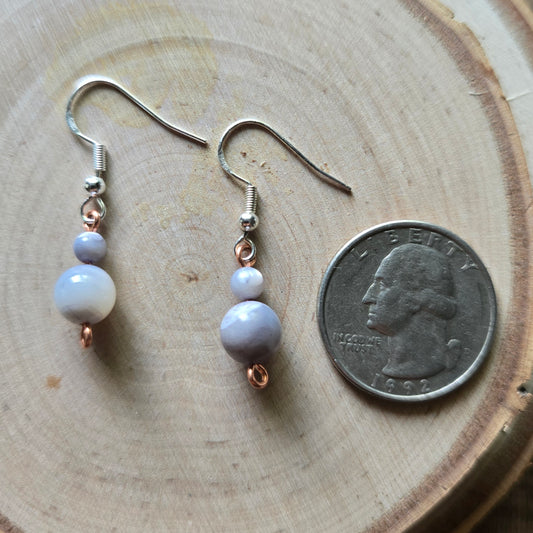 Mother of pearl graduated dangle earrings