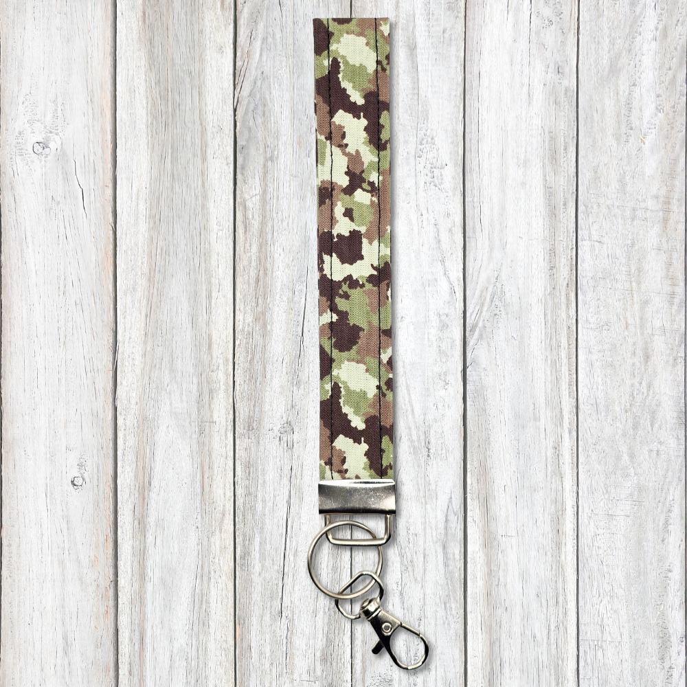Green camouflage keyfob wristlet